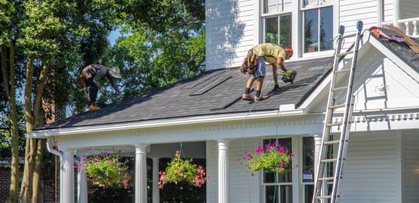 Best Flat Roof Repair Services  in Mustang Ridge, TX